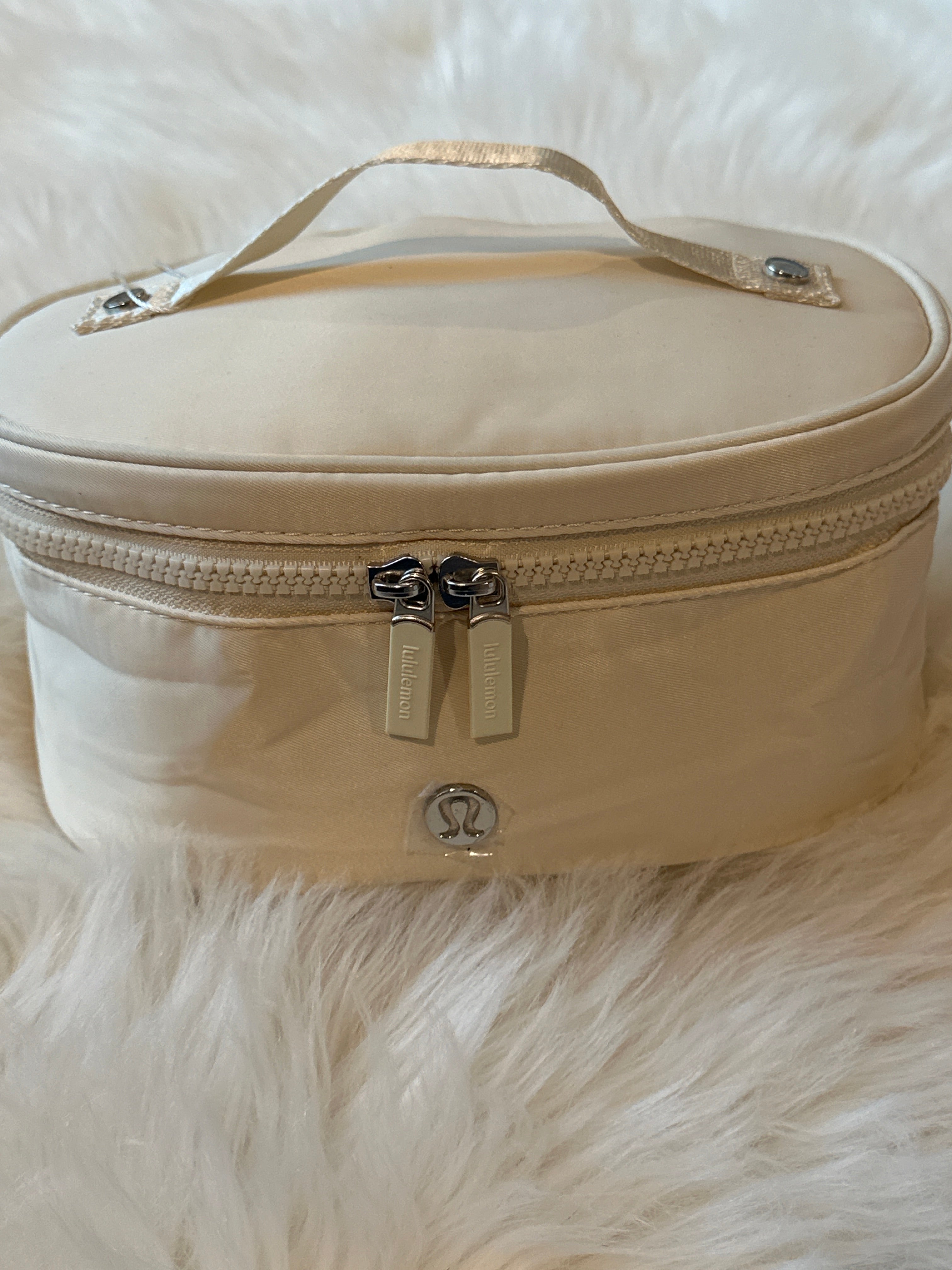 Lulu Toiletry Bag